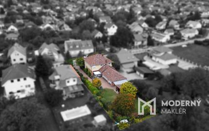 Na predaj rodinná vila v maďarskej obci Gyenesdiás