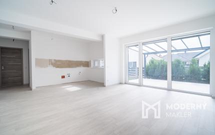 Na predaj moderná novostavba v lokalite Vonyarcvashegy