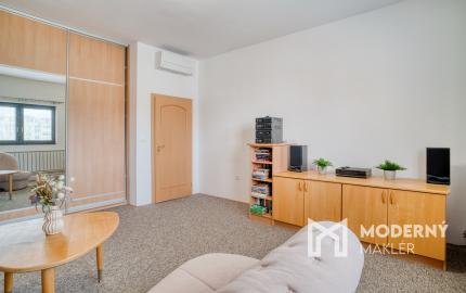 Na predaj 5-izbový rodinný dom – Bratislava, Vrakuňa