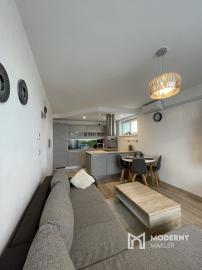 Na prenájom kompletne zariadený 2-izbový byt v obci Soblahov