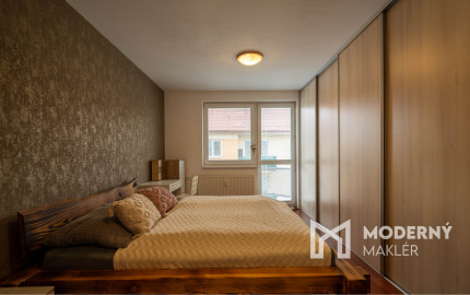 Na predaj 3-izbový byt v obci Trenčianske Stankovce