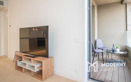 Na prenájom exkluzívny 2-izbový byt so šatníkom a panoramatickým výhľadom v projekte SKYPARK, Továrenská ulica