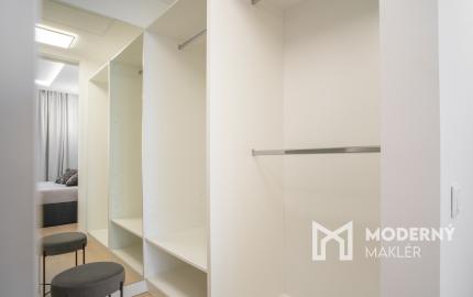 Na prenájom exkluzívny 2-izbový byt so šatníkom a panoramatickým výhľadom v projekte SKYPARK, Továrenská ulica