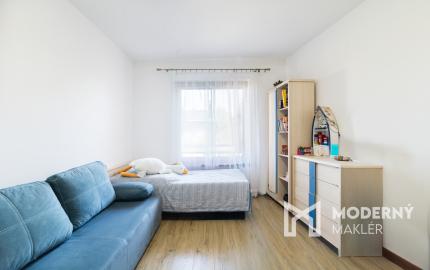 REZERVOVANÉ - Na predaj dom vhodný na podnikanie v Bzinciach pod Javorinou