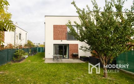 Na predaj 4-izbový rodinný dom v Miloslavove - Alžbetin dvor