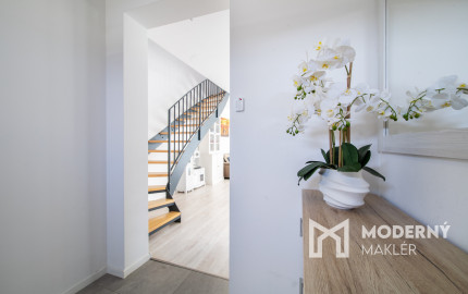 Na predaj 4-izbová bytová jednotka dvojdomu v Miloslavove - Alžbetin dvor