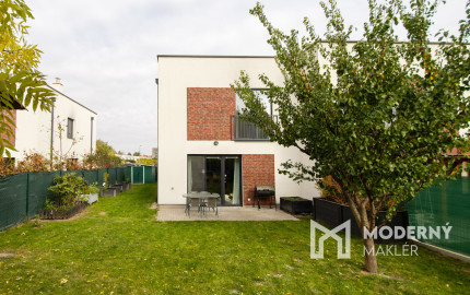 Na predaj 4-izbová bytová jednotka dvojdomu v Miloslavove - Alžbetin dvor