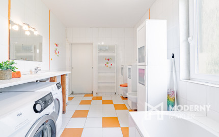 Na predaj rodinný dom s bazénom v Trnávke