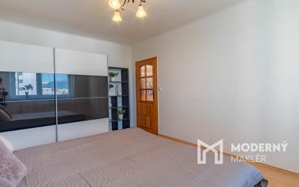 REZERVOVANÉ: Na predaj 3-izbový byt s veľkým potenciálom v Poprade