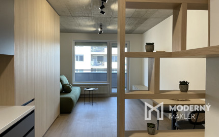 Na prenájom 1-izbový byt v Trenčíne na ulici Halalovka