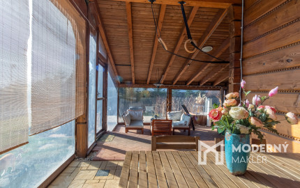 Na predaj dom snov–rodinné sídlo s jazierkom na kúpanie a panoramatickým výhľadom na Vysoké Tatry