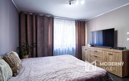 Na predaj priestranný 2-izbový byt v Novom Meste nad Váhom