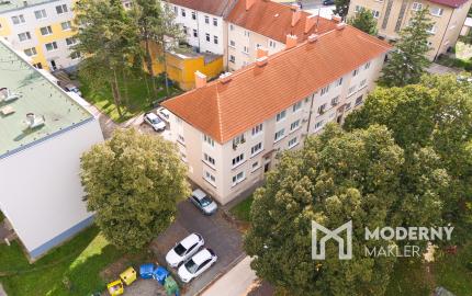 Na predaj priestranný 2-izbový byt v Novom Meste nad Váhom