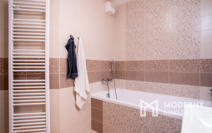 Na prenájom slnečný 3-izbový byt v Malackách