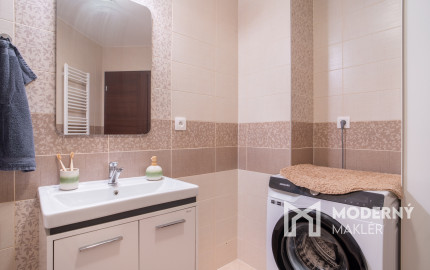 Na prenájom slnečný 3-izbový byt v Malackách