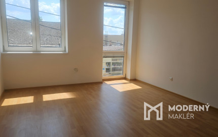 Na prenájom 6 administratívnych priestorov v Malackách