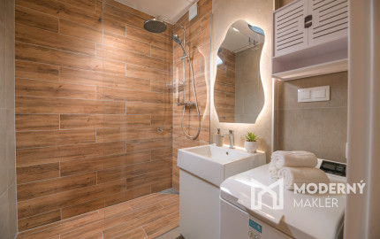 Na prenájom moderne zariadený 2-izbový byt s balkónom v Trenčíne