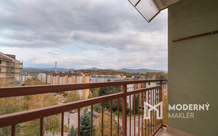 Na prenájom moderne zariadený 2-izbový byt s balkónom v Trenčíne