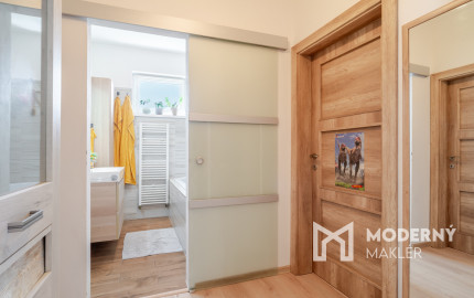 Na predaj 3-izbový byt v lokalite Veľký Lapáš