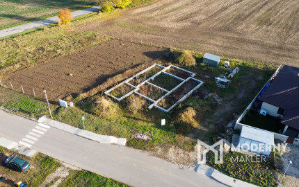 Na predaj stavebný pozemok so základovou doskou v Dolnom Vinodole