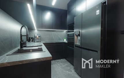 Na predaj kompletne zariadený 2-izbový byt v obci Kunerad