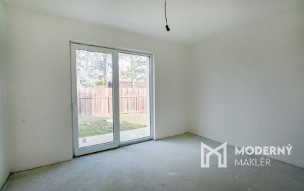 Na predaj rekreačná chata s pozemkom v obci Blahová