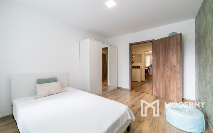 Na predaj zrekonštruovaný a zariadený 3-izbový byt v Trenčíne