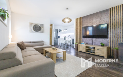 Na predaj štýlový 4-izbový rodinný dom v Hurbanovej Vsi