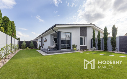 Na predaj štýlový 4-izbový rodinný dom v Hurbanovej Vsi