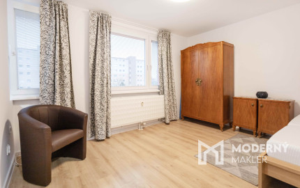 REZERVOVANÉ: Na prenájom 1-izbový byt v centre Šamorína