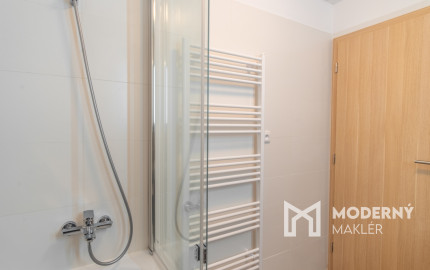 Na prenájom 2-izbový byt v Poprade s parkovacím miestom