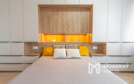 Na prenájom 2-izbový byt v Poprade s parkovacím miestom