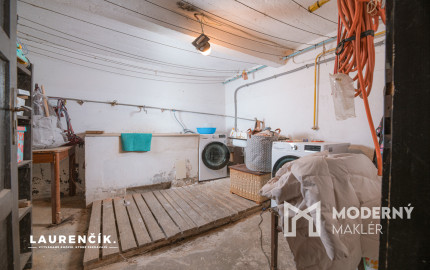 Na predaj rodinný dom v širšom centre Trenčína