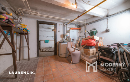 Na predaj rodinný dom v širšom centre Trenčína