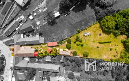 REZERVOVANÉ: Na predaj priestranný dom s veľkým pozemkom v Pobedime