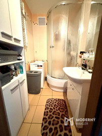 EXKLUZÍVNE NA PREDAJ – 3-IZBOVÝ BYT S DVOMA BALKÓNMI, UL. MOJMÍROVA, BÁNOVCE NAD BEBRAVOU