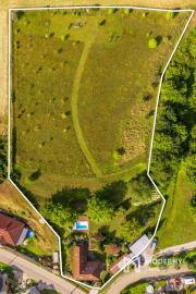 Na predaj impozantný rodinný dom v Ivanovciach