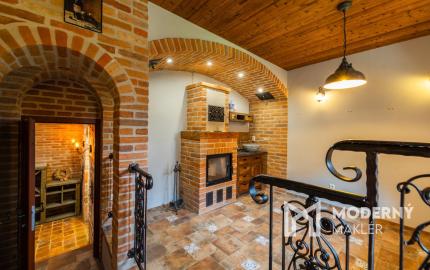 Na predaj impozantný rodinný dom v Ivanovciach