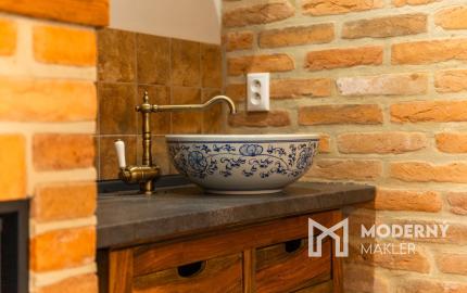 Na predaj impozantný rodinný dom v Ivanovciach