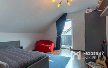 Na predaj priestranný rodinný dom v pokojnej lokalite Hôrka