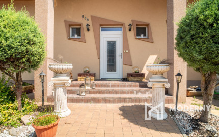 Na predaj priestranný rodinný dom v obci Zlaté Klasy