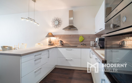 Na predaj 3-izbový byt v Senci na Slávičej ulici