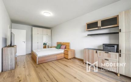 Na predaj moderný 2-izbový byt na Zlatovskej ulici v Trenčíne