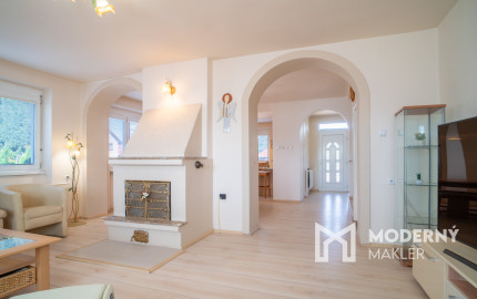 Na predaj priestranný 5-izbový rodinný dom v pokojnej lokalite mesta Gabčíkovo