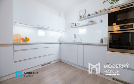 REZERVOVANÉ:Na predaj moderný 2-izbový byt v Trenčíne