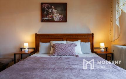 Nová znížená cena! Na predaj 5-izbový rodinný dom s veľkou záhradou v Novej Vsi nad Váhom