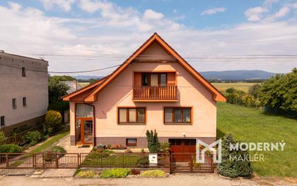 Nová znížená cena! Na predaj 5-izbový rodinný dom s veľkou záhradou v Novej Vsi nad Váhom