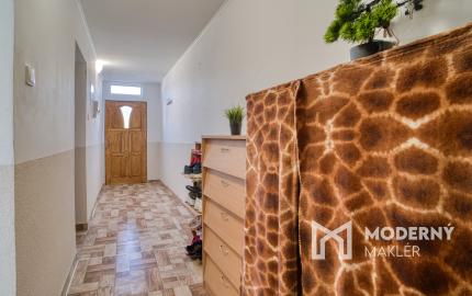 Na predaj 4-izbový rodinný dom v obci Zeleneč