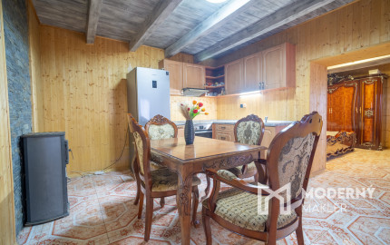 Na predaj kompletne zariadená chata v obci Bardoňovo