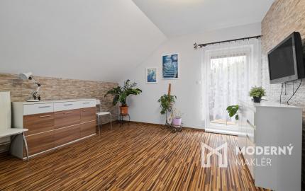 Na predaj rozprávkový dom s krásnou záhradou v Hviezdoslavove